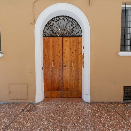 Realkasa La Finestrella Sui Portici Bolonha Exterior foto